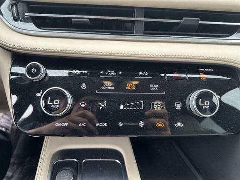 Used 2023 INFINITI QX60 Pure AWD/4WD image 19