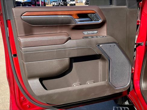 Used 2023 GMC Sierra 1500 Denali w/ Denali Reserve Package image 21