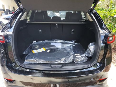 New 2025 MAZDA CX-5 AWD 2.5 S w/ Premium Plus Pkg image 8