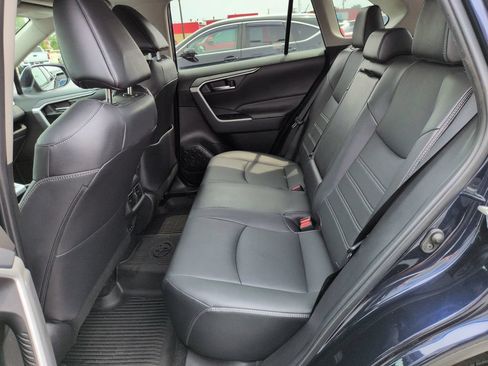 Certified 2022 Toyota RAV4 XLE Premium AWD/4WD image 25