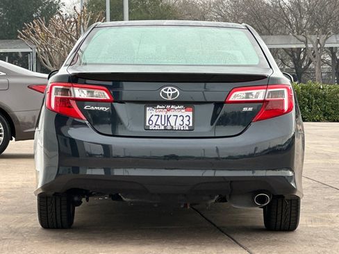 Used 2013 Toyota Camry SE image 5