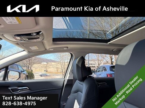 New 2026 Kia Sportage EX image 13