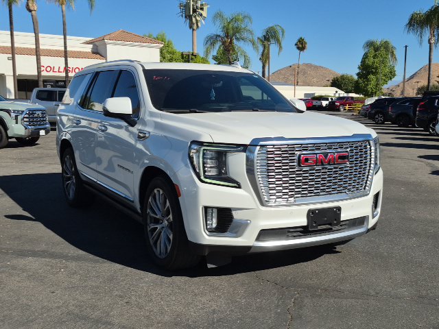 Used 2021 GMC Yukon Denali w/ Denali Ultimate Package AWD/4WD image 3