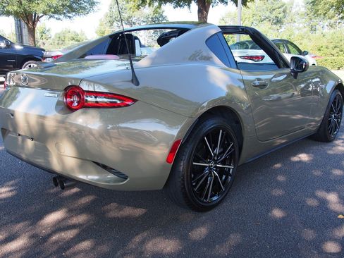 Used 2024 MAZDA MX-5 Miata RF Grand Touring RWD image 7
