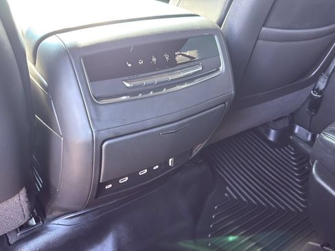 Used 2024 Cadillac Escalade Sport Platinum AWD/4WD image 27