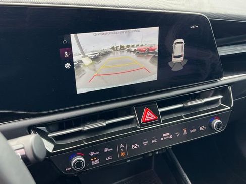 Certified 2025 Kia Niro Wind w/ Wind Preserve Package image 24