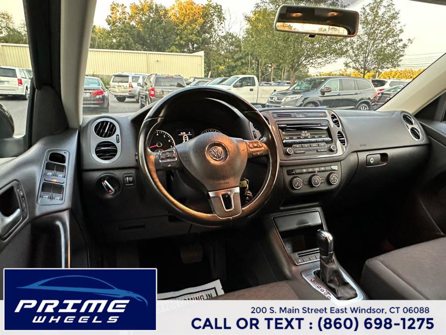 Used 2013 Volkswagen Tiguan S AWD/4WD image 18