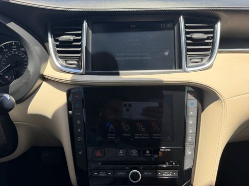 Used 2022 INFINITI QX50 Luxe FWD image 28