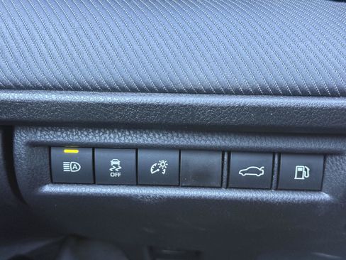 Used 2026 Toyota Camry SE w/ Convenience Package FWD image 19