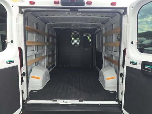 Used 2025 RAM ProMaster 2500 w/ U-Haul Equipment Group FWD image 23