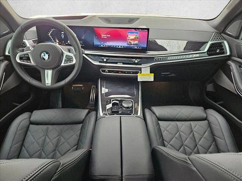 New 2026 BMW X5 xDrive40i w/ M Sport Package image 14