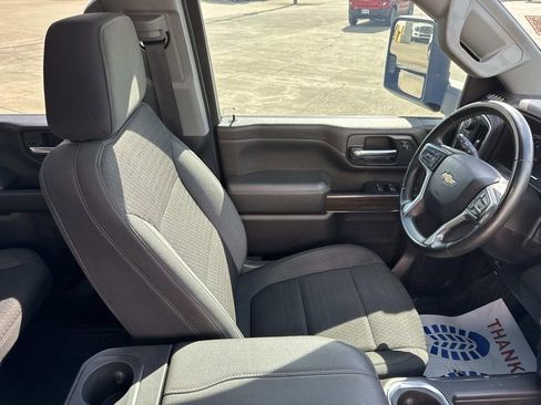 Used 2023 Chevrolet Silverado 2500 LT w/ Convenience Package image 21