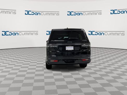 New 2026 Jeep Grand Wagoneer L Limited AWD/4WD image 7
