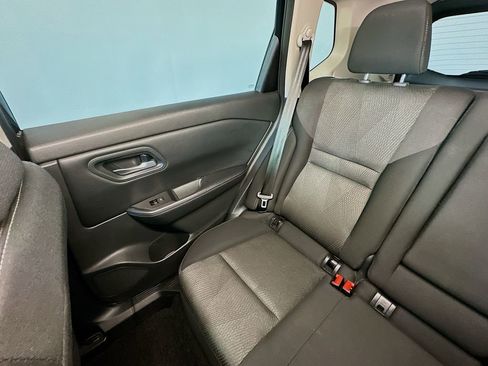 Used 2025 Nissan Rogue SV FWD image 12