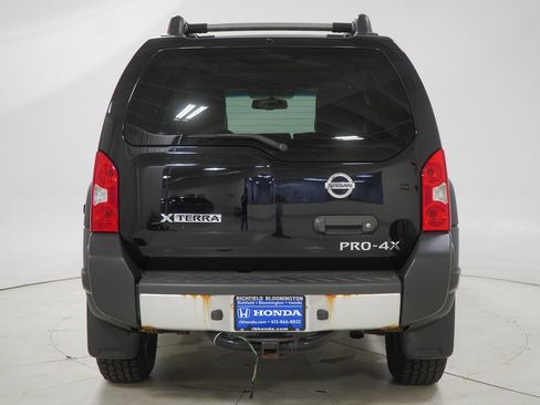 Used 2012 Nissan Xterra PRO-4X w/ Pro-4x Leather Pkg AWD/4WD image 9