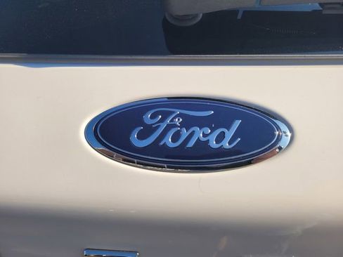 Certified 2022 Ford Escape SE image 7