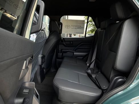 New 2026 Toyota 4Runner TRD Off-Road Premium AWD/4WD image 11