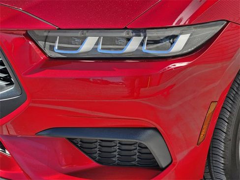 Used 2024 Ford Mustang Premium image 10