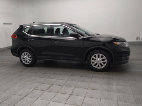 Used 2017 Nissan Rogue S FWD image 11