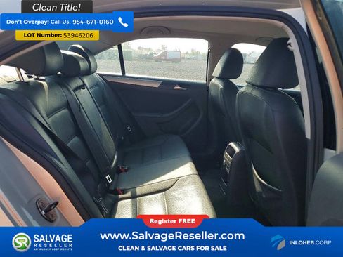 Used 2012 Volkswagen Jetta SEL FWD image 13
