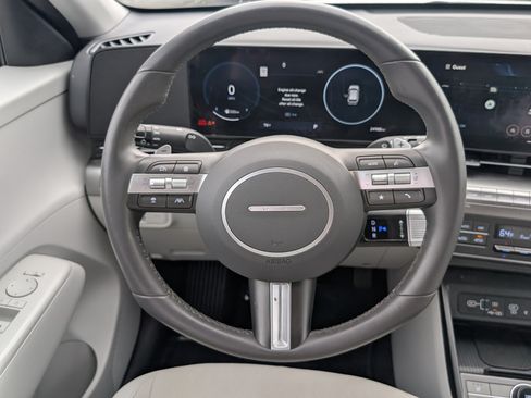 Used 2024 Hyundai Kona SEL w/ Convenience Package FWD image 14