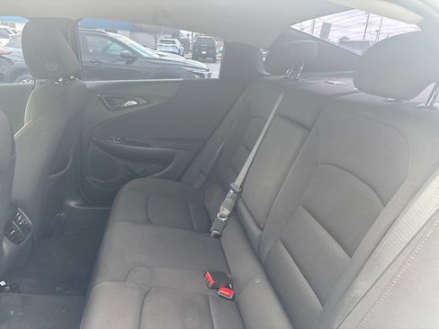 Used 2022 Chevrolet Malibu LT FWD image 29