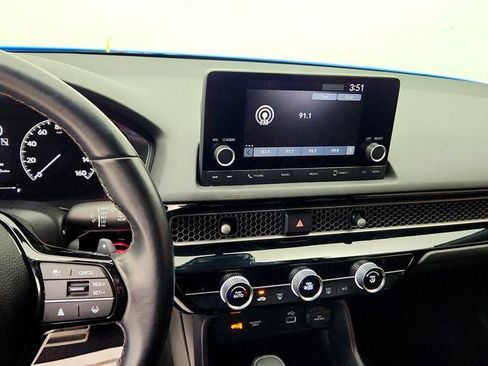 Used 2023 Honda Civic Sport image 17