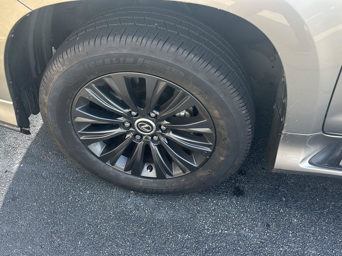 Certified 2020 Lexus GX 460 Premium AWD/4WD image 7