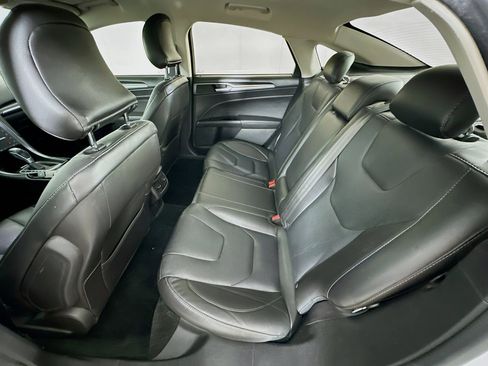 Used 2016 Ford Fusion Titanium FWD image 25