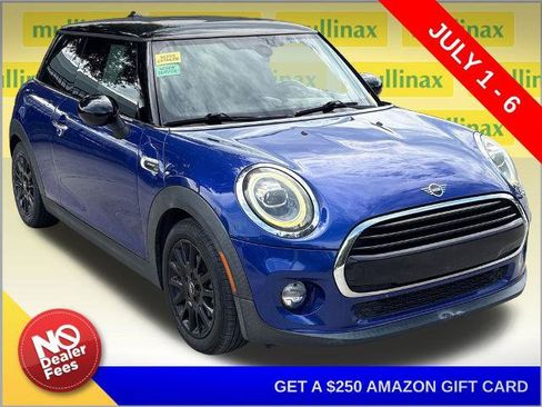 Used 2019 MINI Cooper 2-Door Hardtop FWD image 1