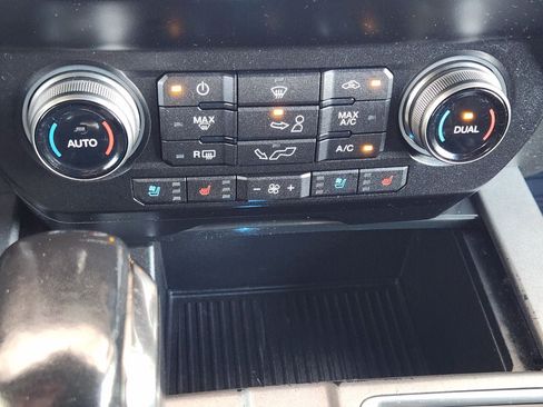 Used 2019 Ford F150 Raptor w/ Equipment Group 802A Luxury AWD/4WD image 18