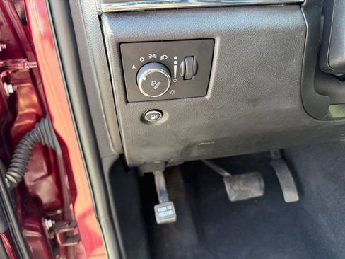 Used 2020 Jeep Grand Cherokee Limited AWD/4WD image 17