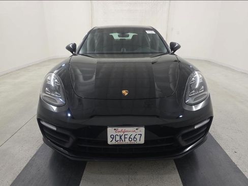 Used 2022 Porsche Panamera Platinum Edition image 3