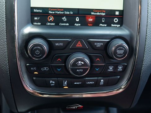 Used 2018 Dodge Durango SRT w/ Technology Group AWD/4WD image 35
