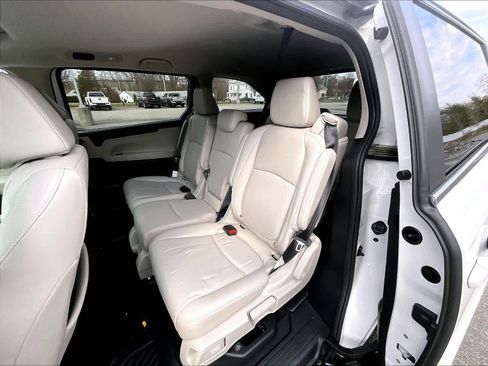 Used 2025 Honda Odyssey EX-L image 15