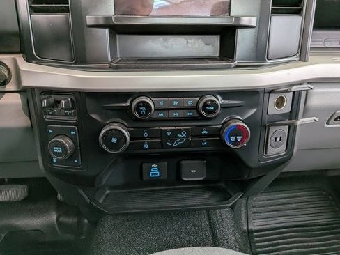 Certified 2023 Ford F250 XL w/ XL Off-Road Package image 30