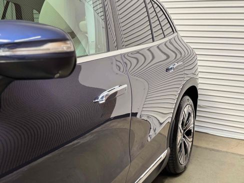 Used 2023 Mercedes-Benz EQE 350+ 4MATIC SUV w/ Exclusive Trim Package image 16