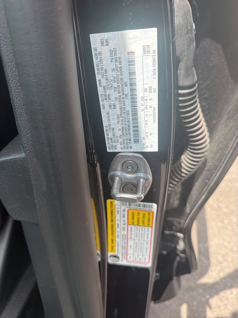 Used 2022 Ford Escape SEL w/ SEL Stealth AWD Package image 50