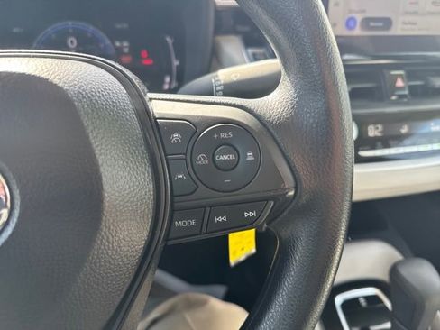 Used 2026 Toyota Corolla LE image 18