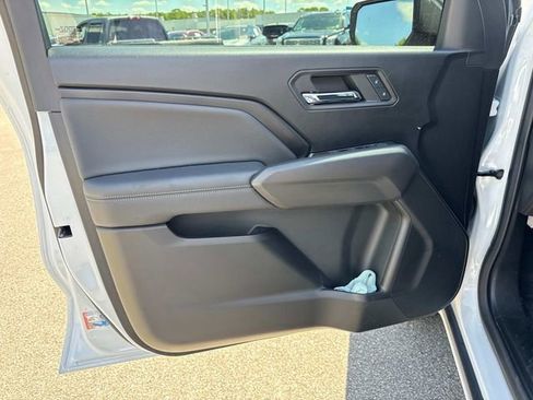 Used 2024 Chevrolet Colorado LT w/ LT Convenience Package RWD image 24