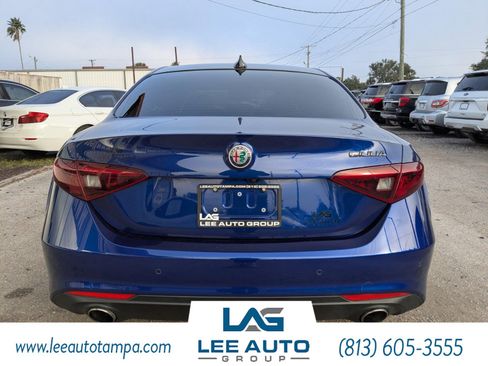Used 2021 Alfa Romeo Giulia Ti w/ Nero Edizione image 4