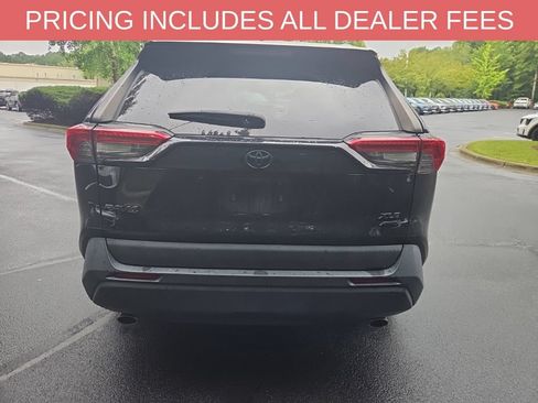 Used 2023 Toyota RAV4 XLE AWD/4WD image 11