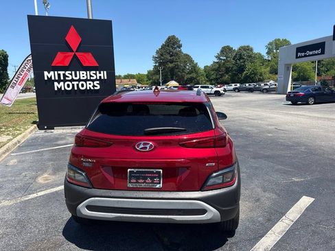 Used 2023 Hyundai Kona SEL w/ Convenience Package AWD/4WD image 3