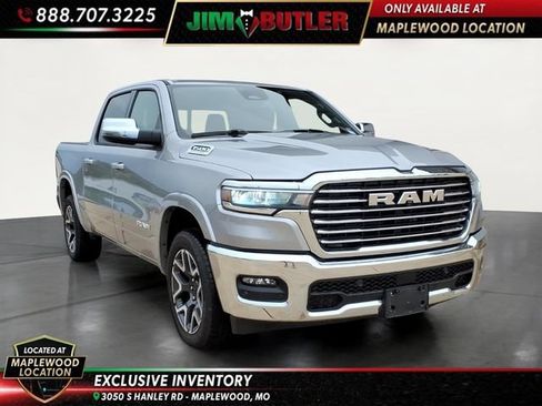 Used 2026 RAM 1500 Laramie AWD/4WD image 6