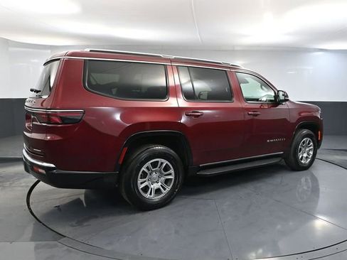 Used 2022 Jeep Wagoneer Series I image 5