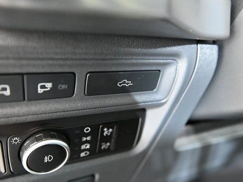 Used 2023 Ford F150 Lariat w/ Equipment Group 502A High image 27