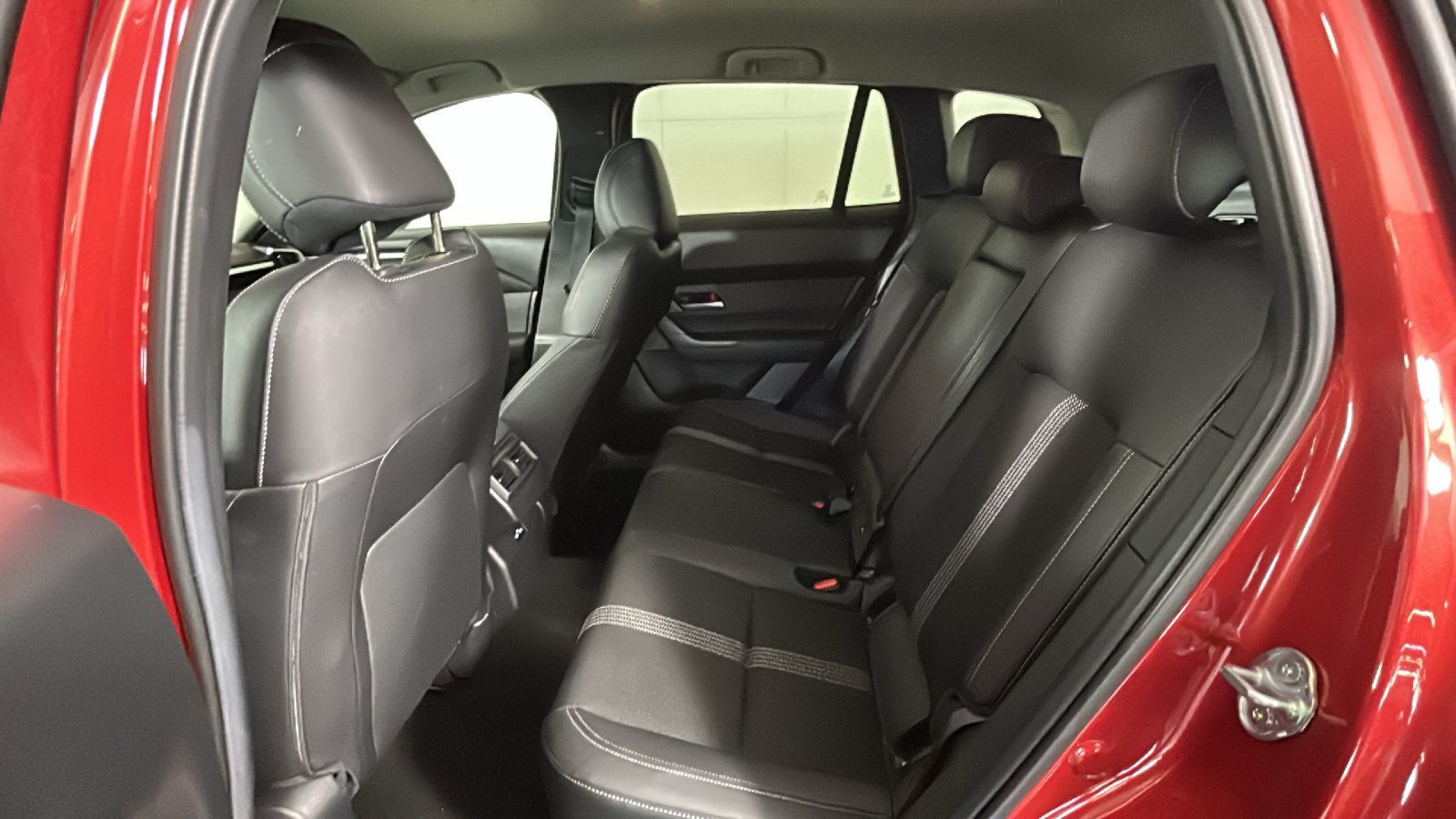 Used 2025 MAZDA CX-50 AWD 2.5 S w/ Preferred Package image 32