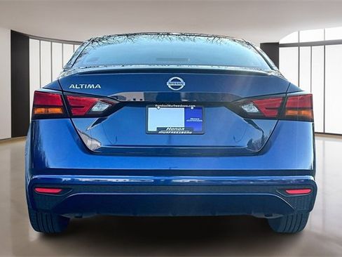Used 2022 Nissan Altima 2.5 S image 5