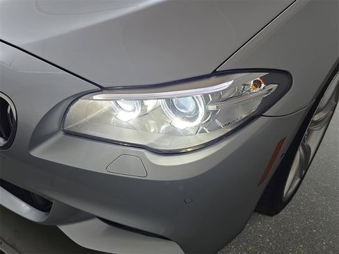 Used 2014 BMW 535i Sedan image 32