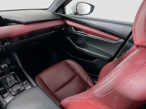 Used 2022 MAZDA MAZDA3 s image 26